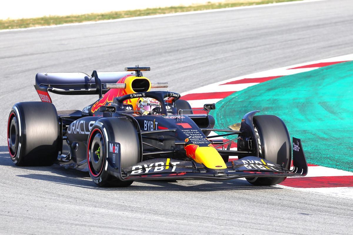 开云体育官网-哈斯车队完胜雷诺车队，塞恩斯高光表现  第1张