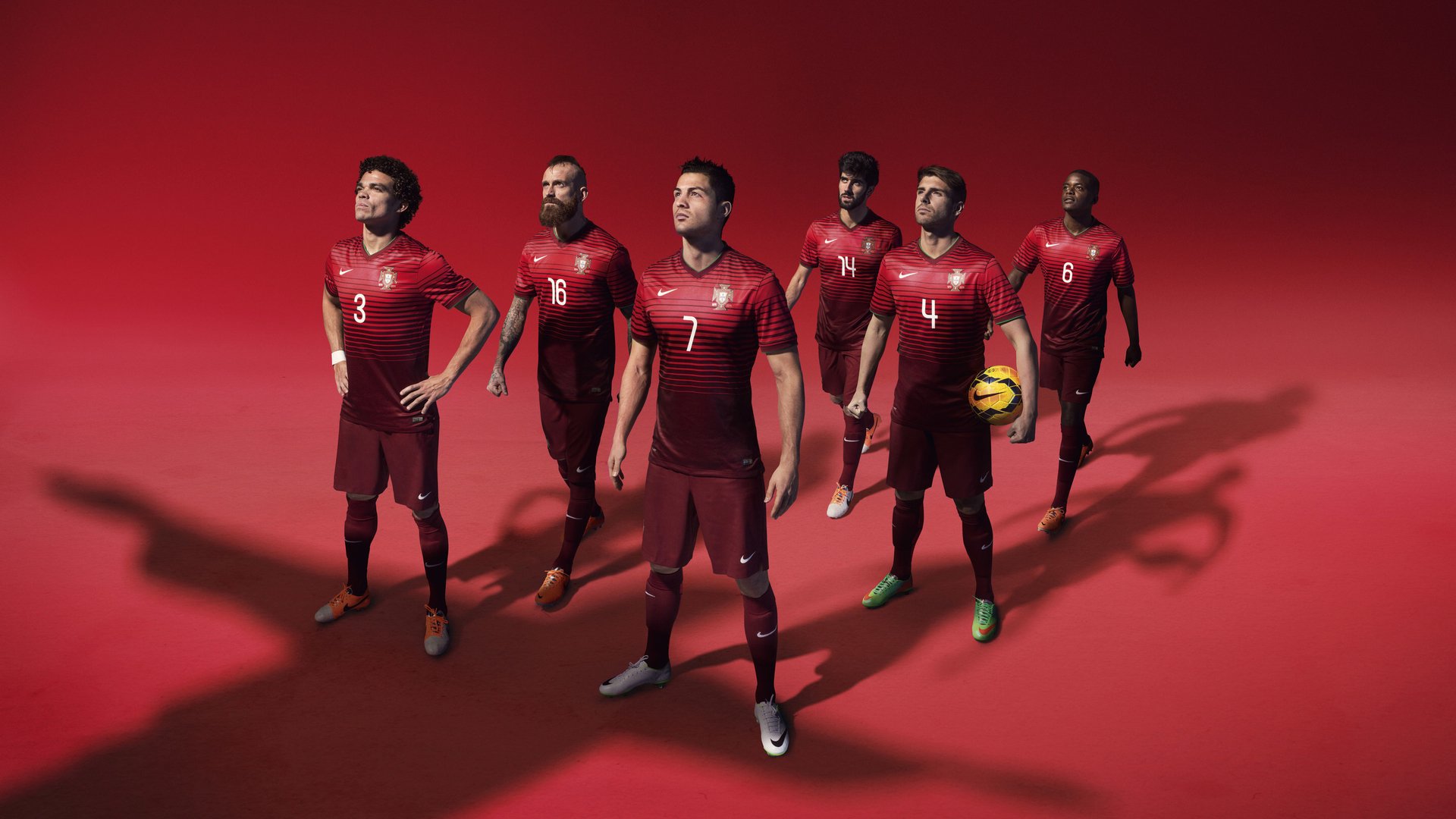 开云体育app-欧冠淘汰赛之夜，法比尼奥，那道沉默而坚固的冠军脊梁