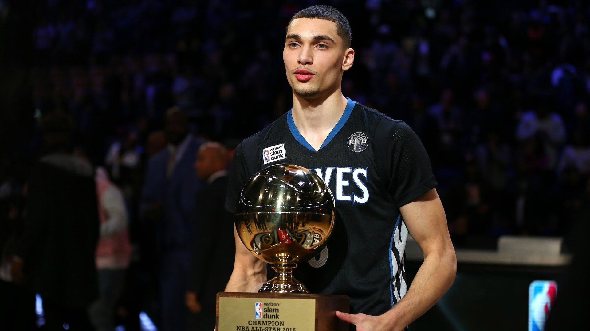 世界杯2026-上海队收割奇才，当东方智慧在NBA季后赛的土壤里发芽，东契奇接管了比赛  第2张